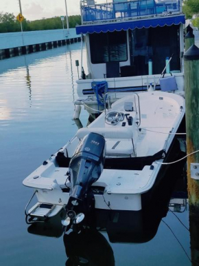 Houseboat in Key Largo